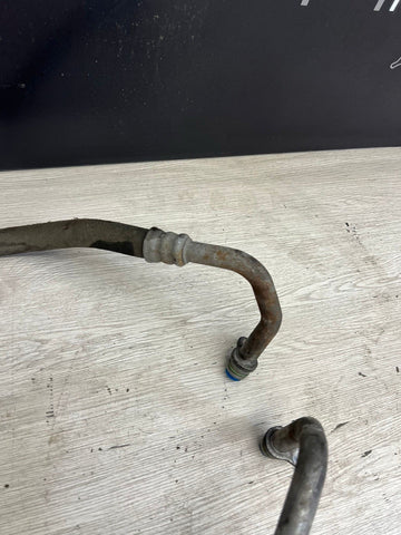 08-13 OEM BMW E90 E92 E93 M3 Engine S65 Oil Cooler Pipe Line Inlet Outlet