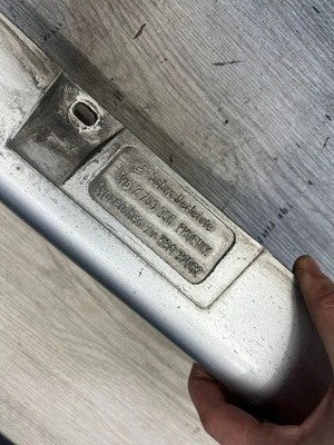 94-99 BMW E36 M3 RIGHT PASSENGER SIDE SKIRT ROCKER MOLDING ARCTIC SILVER