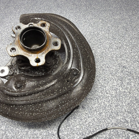 BMW G20 G22 G23 330 M340 Front Right Passenger Spindle Knuckle Bearing AWD OEM