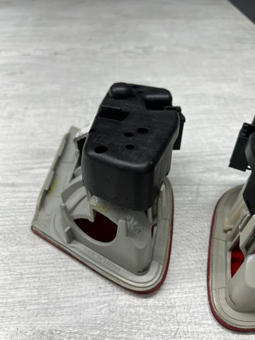 03-06 BMW E46 325 330 M3 Trunk Mounted Inner Tail Lights Smoked 6920705 6920706