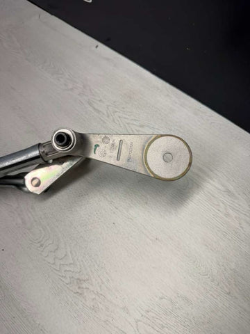 21-26 BMW G80 G82 G83 M3 M4 OEM WINDSHIELD WIPER MOTOR ASSEMBLY