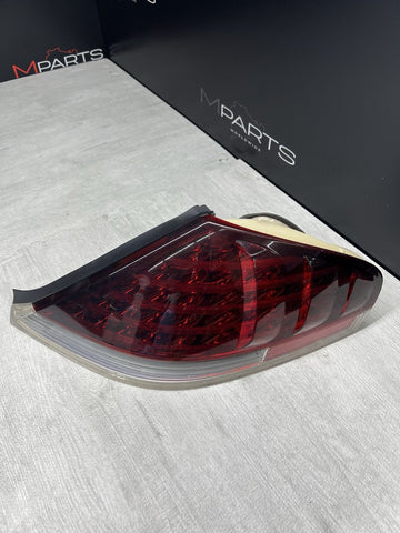 2006-2007 BMW E63 E64 M6 REAR RIGHT PASSENGER TAIL LIGHT LAMP 7170976