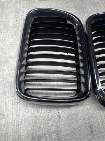 BMW E36 328IC M3 318I 320I 325I Front Bumper Kidney Grille Pair OEM Chrome