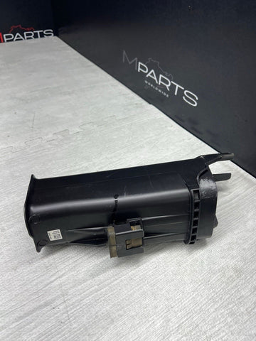 BMW 21-26 G80 G82 G83 M3 M4 FRONT LEFT DRIVER AIR INTAKE DUCT GUIDE 8095803