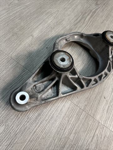 2015-2020 BMW F80 F82 F83 F87 M2 M3 M4 REAR DIFFERENTIAL MOUNT BRACKET 2284774
