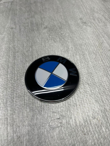 BMW E46 325 330 M3 Convertible Emblem Roundel Trunk Logo 7019946 51137019946