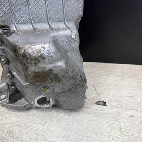BMW F80 F82 F83 M3 M4 15-20 Engine Oil Pan S55 7854463 *Notes*