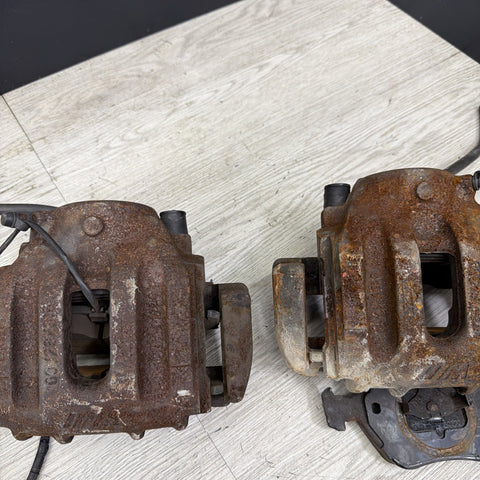 BMW OEM GENUINE E36 M3 Z3 M FRONT BRAKE CALIPERS SET PAIR LEFT RIGHT PAD *RUSTY*