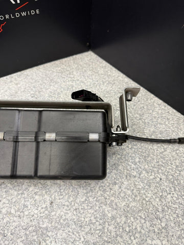 2025 Porsche Cayman GT4 RS Front Shock Lift Pump #74617 Z4