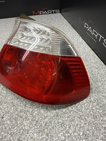 01-06 E46 BMW 330 M3 CONVERTIBLE REAR LED TAIL LIGHT RIGHT 6937454 *GOOD LEDS