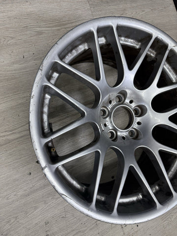 BMW 01-06 E46 M3 163M OEM 19 Rear 19x9.5 ZCP Competition Rim Wheel *Cracked