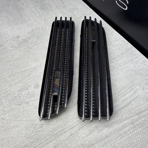 01-06 BMW E46 M3 Left Right Fender Vent Grilles Grills Trims Chrome Genuine OEM