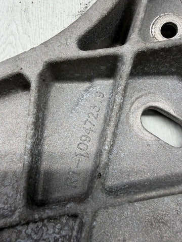99-03 BMW E39 M5 Transmission Bracket OEM 1094722