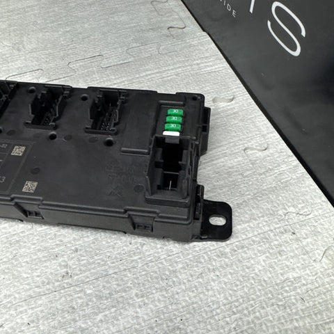 12-18 BMW F30 F32 F80 F82 REM Rear Body Control Unit Electronic Module BCM V3