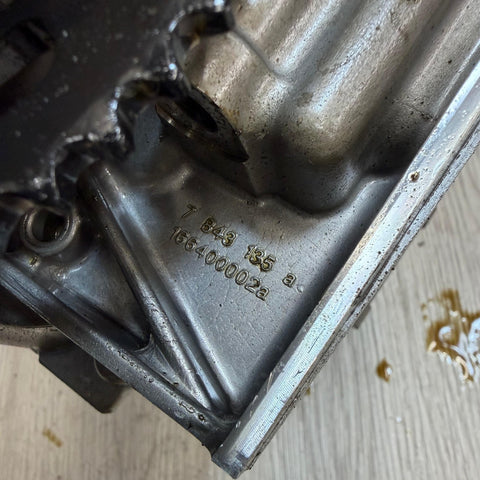 2011–2016 BMW M5/M6 S63 ENGINE MOTOR OIL FEED PUMP OEM 7843135