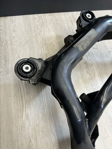 01-06 BMW E46 M3 REAR SUSPENSION SUBFRAME AXLE CARRIER CRADLE