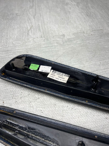 01-06 BMW E46 M3 Convertible Door Arm Rest Armrest Pads Black *4 Broken Tabs