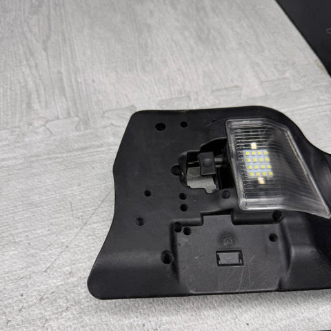 2001–2006 BMW E46 Tail Light Bulb Holder Left & Right Pair OEM 257041L / 257042R