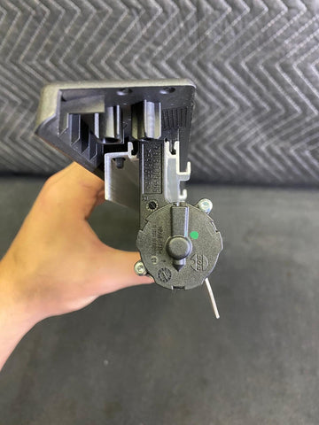 11-16 BMW F10 M5 REAR DOOR WINDOW SUN SHADE SCREENS BLINDS COVERS OEM