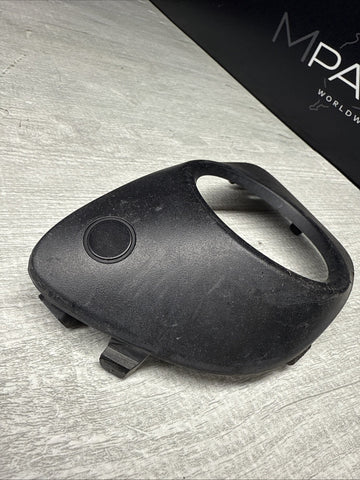 PORSCHE 15-18 MACAN FRONT RIGHT FOG LIGHT LAMP TRIM COVER BEZEL + PDC SENSOR OEM