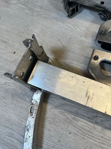 12-15 BMW 640i 650i M6 (F06 F12 F13) FRONT BUMPER REINFORCEMENT BRACKETS