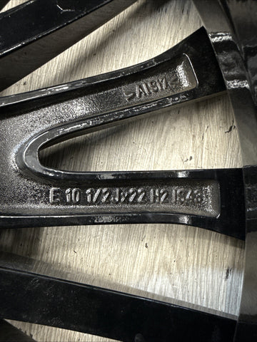 BMW 19-24 G07 X7 20x10.5 22” Rear Rim Wheel OEM 6885463 Gloss Black