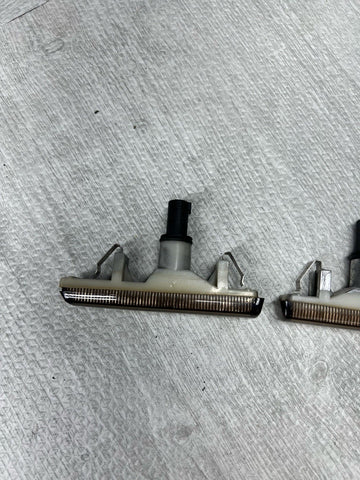 BMW SIDE MARKER SET 01-06 BMW E46 M3 E38 740 750 Front Side Marker Lamps