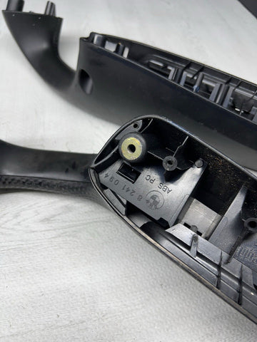 01-06 BMW E46 330ci ZHP M3 Black Cube/Black Door Trim Armrests Front