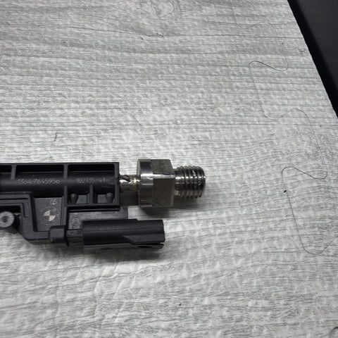 OEM BMW F10 F12 F13 F85 M5 M6 X5 Engine N63 S63 High Pressure Fuel Injector