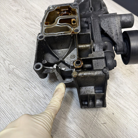 BMW S54 3.2L Engine Oil Filter Housing 01-08 E46 M3 Z4 11427839858 *Notes*