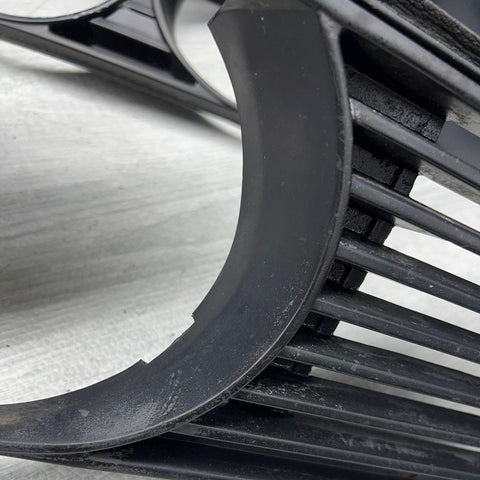 84-92 BMW 318i Left (1 945 885.0) & Right (1 876 094.0) Headlight Grille E30 OEM