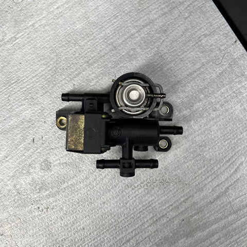 95-00 BMW 3/5/7 E36/E39 Fuel Pressure Regulator Control Valve OEM 13.31-1740 281