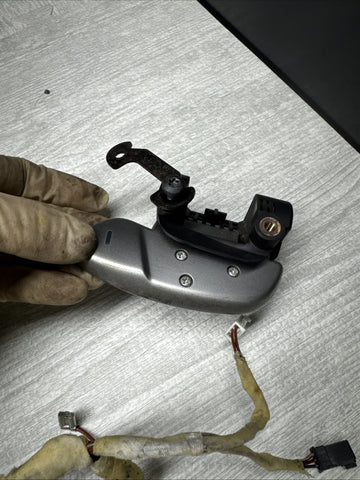 Steering Wheel SMG Shift Paddle BMW M5 M6 E60 E61 E63 E64 Switch Lever Positive