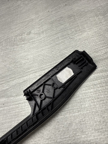 01-06 BMW E46 M3 Interior Left Dash Vent Trim Brushed Aluminum Broken Tab / Dent