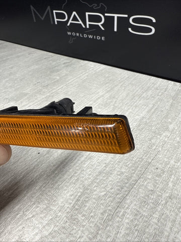 BMW 01-06 E46 M3 Turn Corner Light Lamp Side Marker Left Amber OEM 63137165845