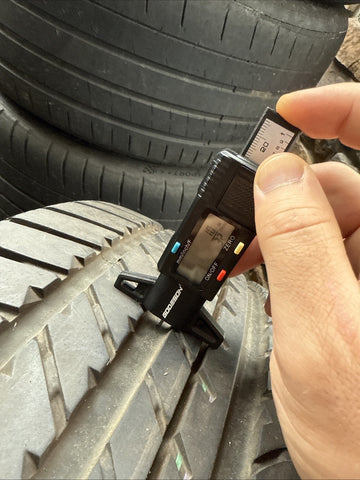 2018 - Used - 295/40R22 Goodyear Eagle F1 Asymmetric SUV MO1 112W - 10/32