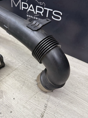 BMW G80 G82 G83 M3 M4 21-26 S58 Engine Air Intakes Intake Box Set OEM 8097028