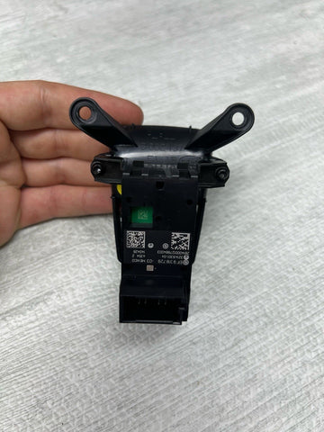 BMW 12-18 M6 F06 F12 F10 M5 528 535 Parking Brake Auto Hold Switch