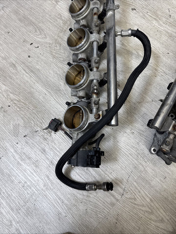 06-10 BMW M5 M6 S85 Individual Throttle Body Assembly ITB Fuel Rail Injectors