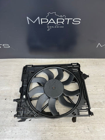 BMW 15-20 F80 F82 F83 M3 M4 ENGINE RADIATOR COOLING FAN MOTOR SHROUD 7850474