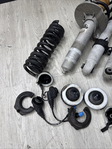 Genuine BMW 21-26 G80 G82 G83 M3 M4 Suspension Shocks Struts 31318091357