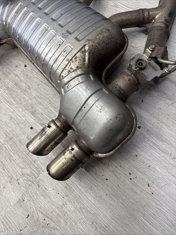 15-20 BMW F80 F82 F83 M3 M4 REAR EXHAUST MUFFLER OEM