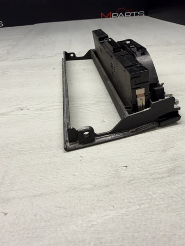 BMW E39 540I M5 525I 528I 530I Front Center Console Cup Holder OEM