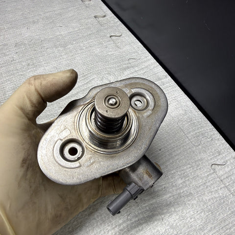 12-19 BMW High-pressure Pump M5 M6 650i X5M 8604232 F15 F85 F01 F02 F10 F13 F06