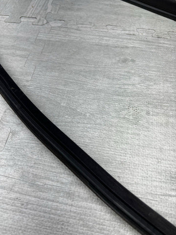 01-06 BMW E46 M3 Rear Quarterpanel Quarter Panel Window Seals Black 51368252621