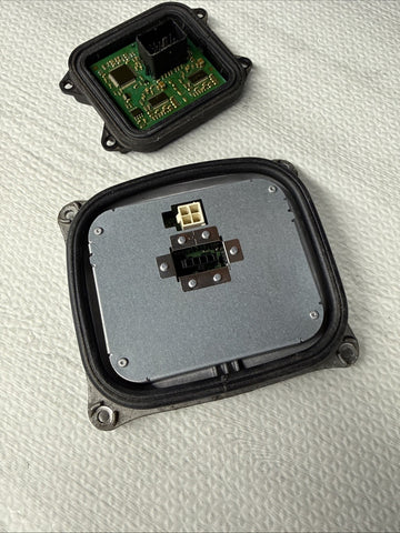 08-13 BMW E90 E92 E93 M3 Xenon Headlight Control Ballast Ballasts 130732915301