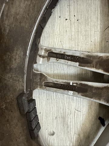 2015-2018 Porsche Macan Front Wheel 19x8 5 Double Spoke W/ Tire