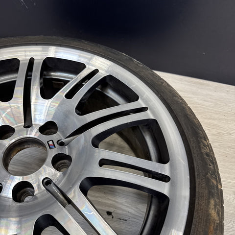 2001-2006 BMW M3 Front Wheel 19 x 8 Style 67 Rim *Notes*
