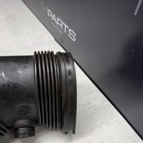 2008-2013 BMW M3 E90 E92 Intake Hose / Air Intake Boot OEM 783828602 / 7838286