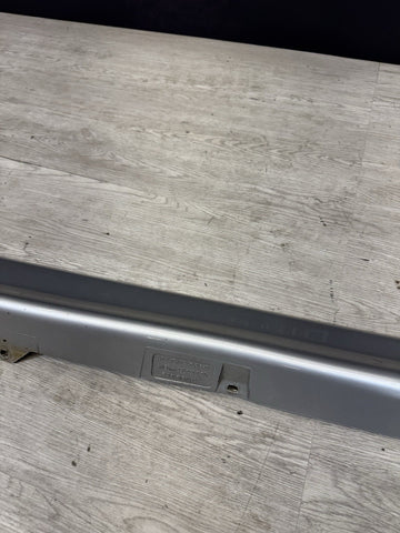 94-99 BMW E36 M3 RIGHT PASSENGER SIDE SKIRT ROCKER MOLDING ARCTIC SILVER